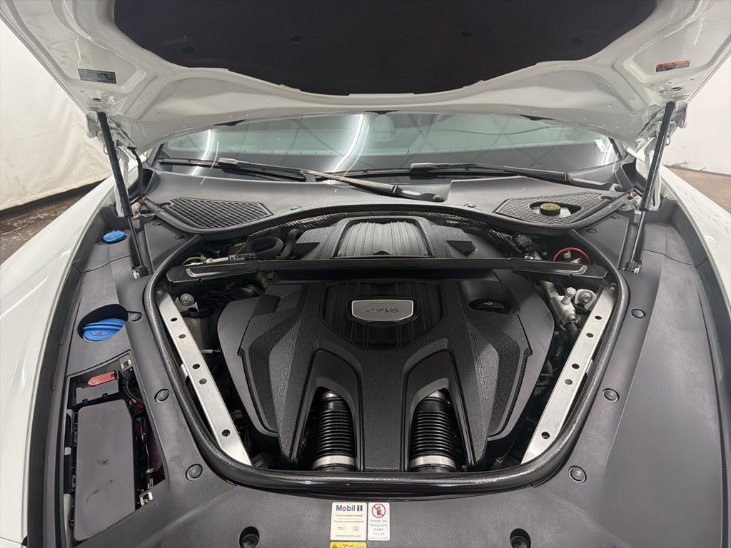 Used 2021 Porsche Panamera image 31