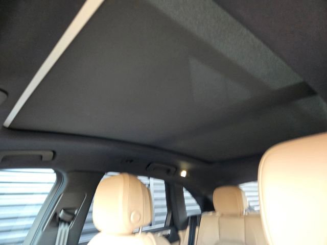 Used 2025 Porsche Macan image 21