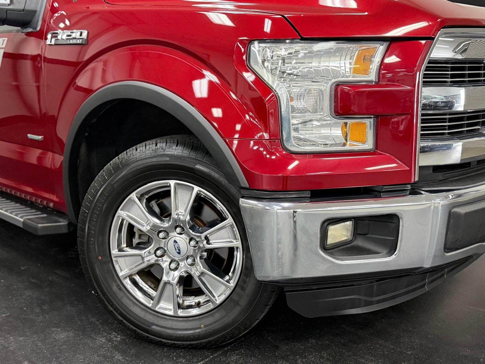 Used 2015 Ford F150 Lariat RWD image 4