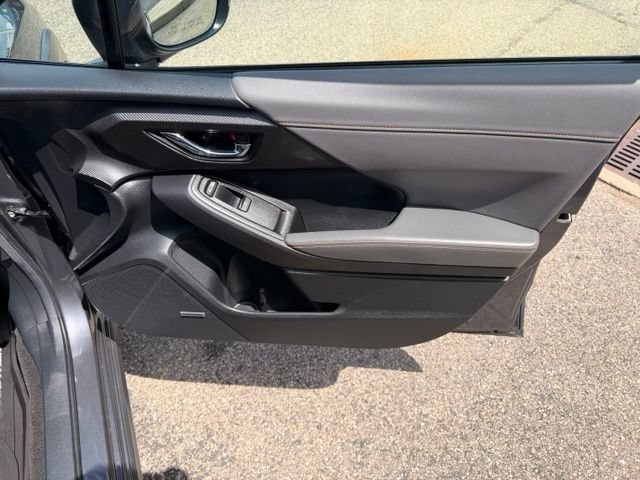 Used 2024 Subaru Crosstrek 2.5i Limited w/ Crosstrek Mirror Package AWD/4WD image 17