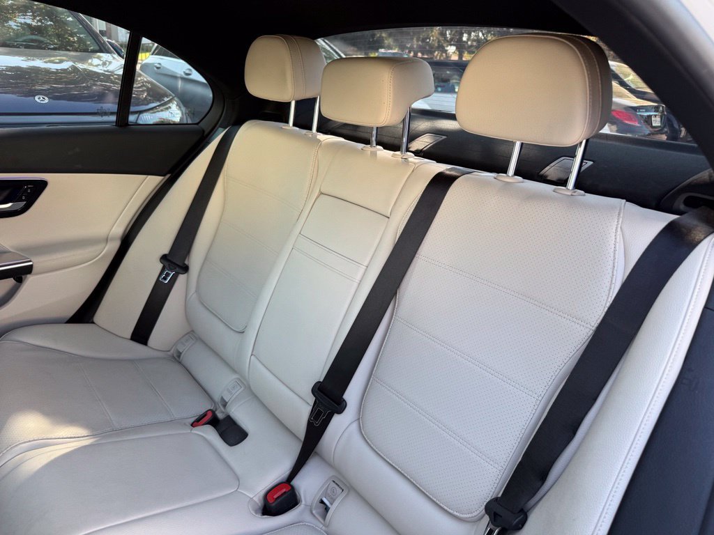Used 2025 Mercedes-Benz C 300 Sedan image 14