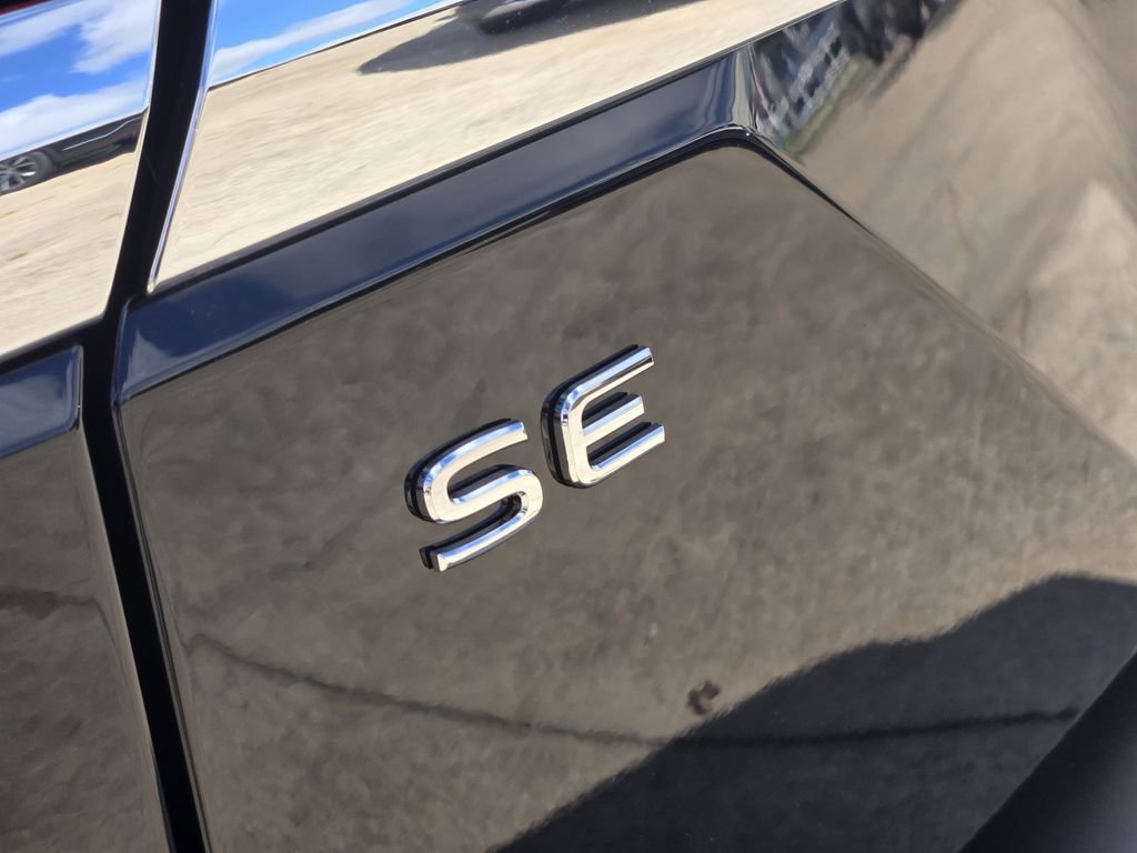 New 2026 Volkswagen Atlas SE image 8