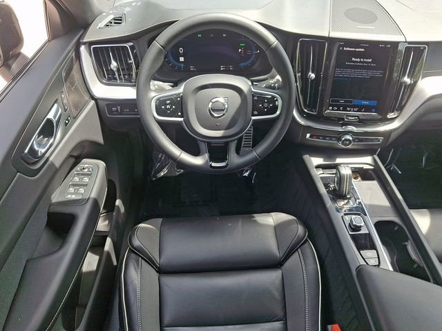 Used 2022 Volvo XC60 T8 R-Design w/ Protection Package Premier image 13