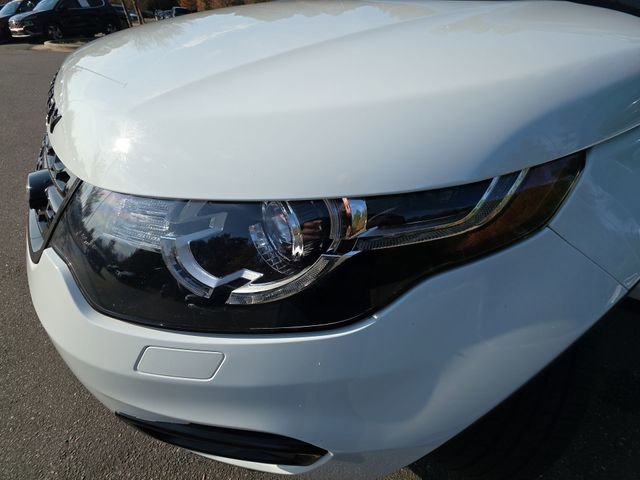 Used 2019 Land Rover Discovery Sport HSE image 41