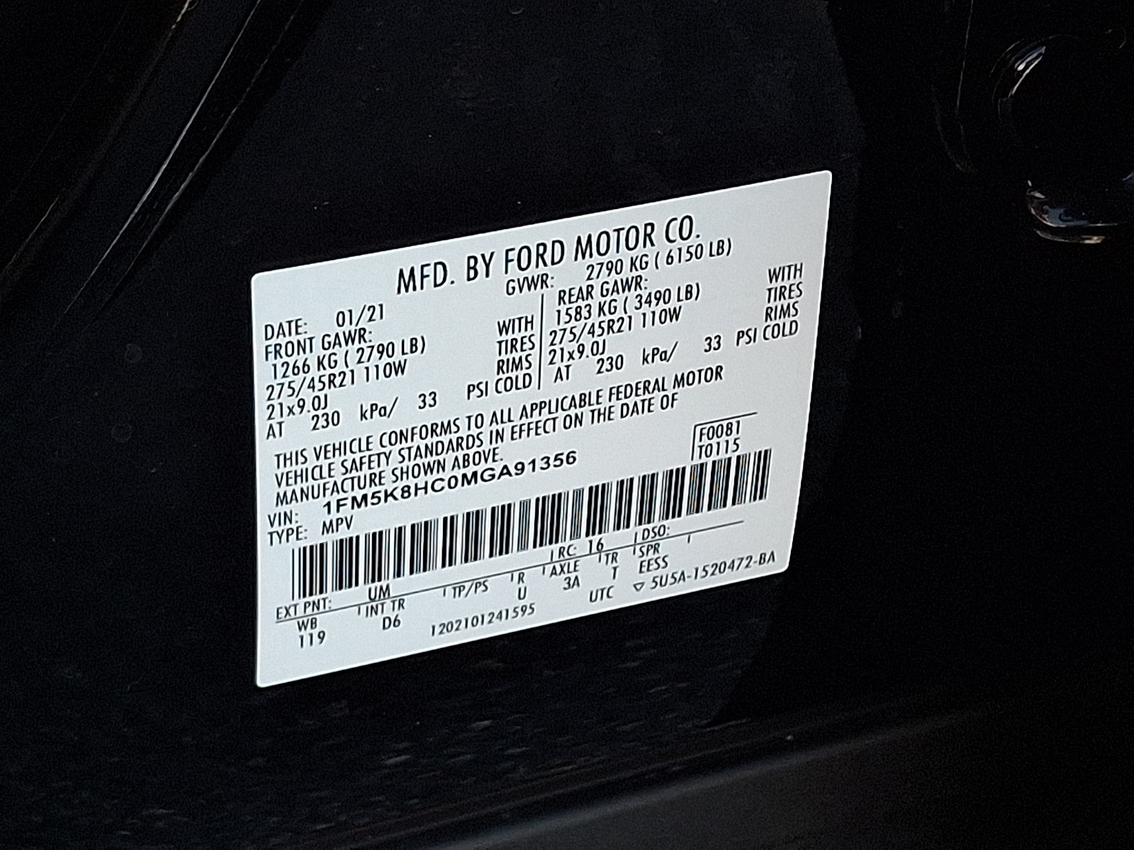 Used 2021 Ford Explorer Platinum w/ Equipment Group 601A AWD/4WD image 30