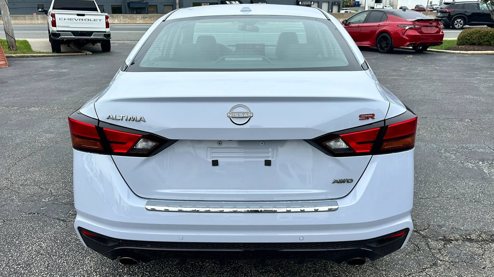 Used 2023 Nissan Altima 2.5 SR w/ SR Premium Package AWD/4WD image 6