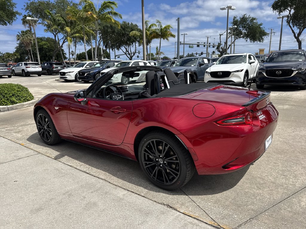 New 2026 MAZDA MX-5 Miata Club w/ Interior Package RWD image 12
