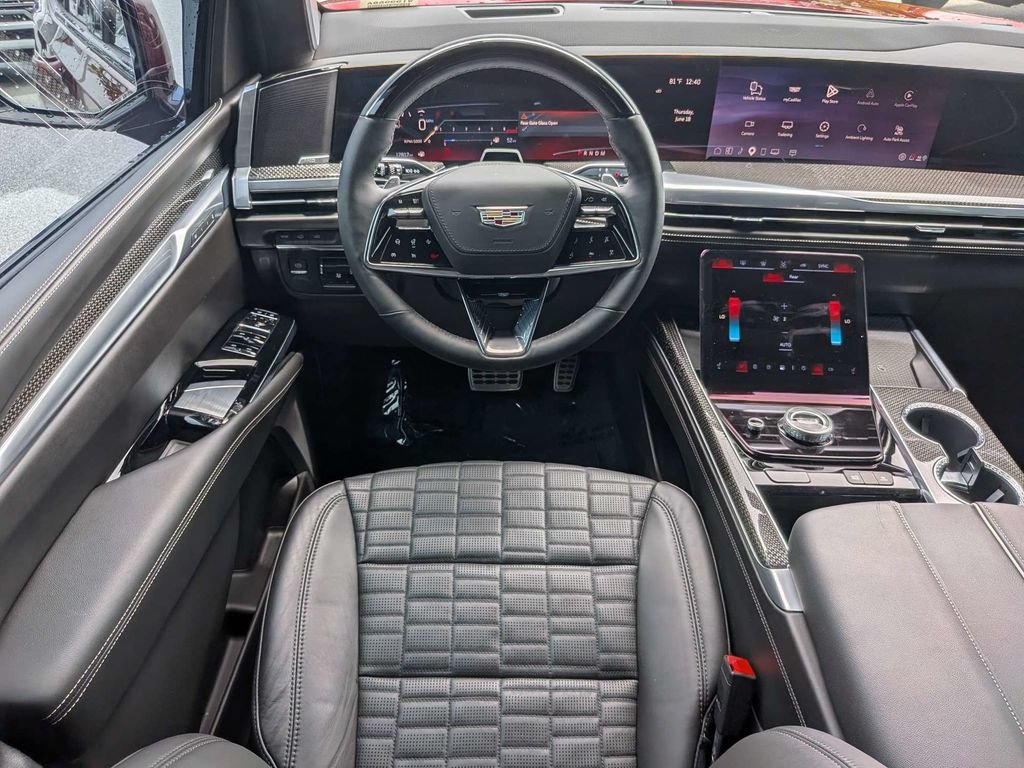 Used 2025 Cadillac Escalade V AWD/4WD image 15