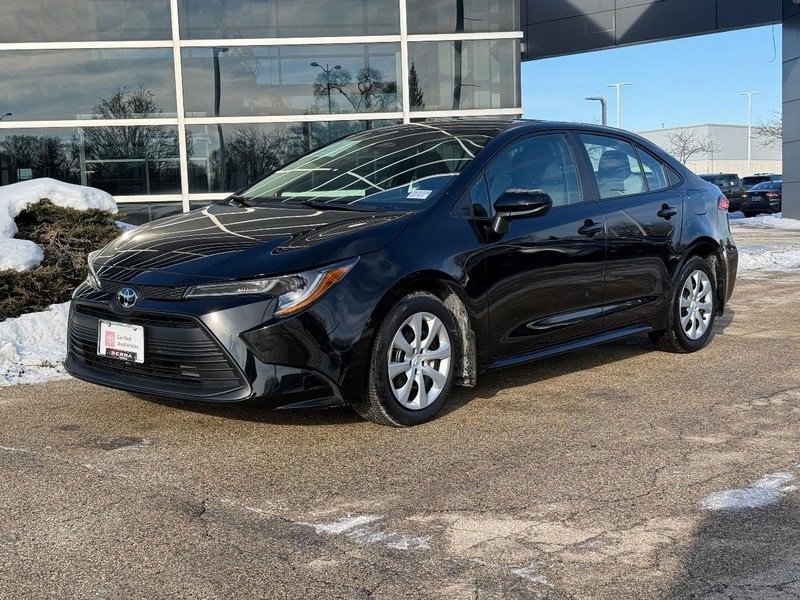 Used 2024 Toyota Corolla LE image 7