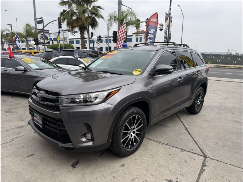Used 2017 Toyota Highlander SE FWD image 58
