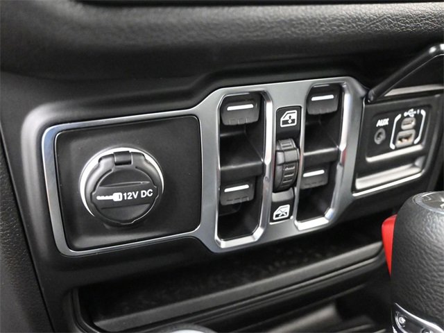 New 2025 Jeep Gladiator Sport image 25