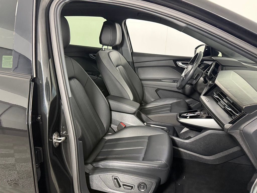 Used 2024 Audi Q4 e-tron Premium w/ Convenience Package AWD/4WD image 33