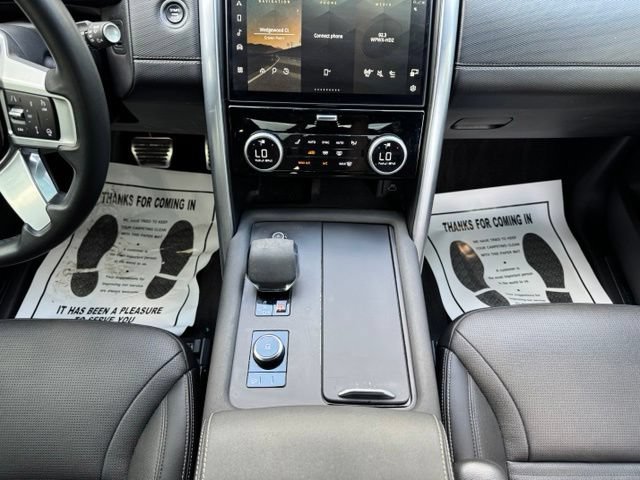 Used 2023 Land Rover Discovery S R-Dynamic AWD/4WD image 29
