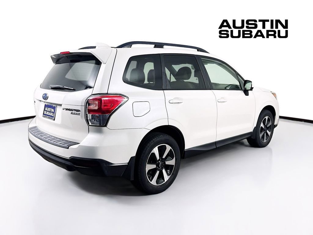 Used 2017 Subaru Forester 2.5i Premium AWD/4WD image 7