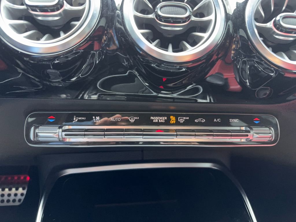 Used 2023 Mercedes-Benz CLA 35 AMG 4MATIC w/ AMG Night Package Plus image 28