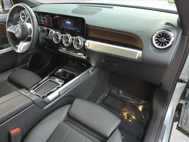 Used 2026 Mercedes-Benz GLB 250 image 23