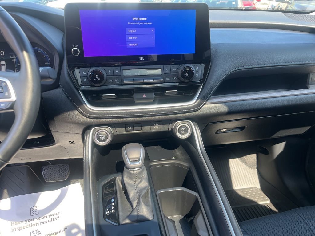 Used 2024 Toyota Grand Highlander AWD image 10