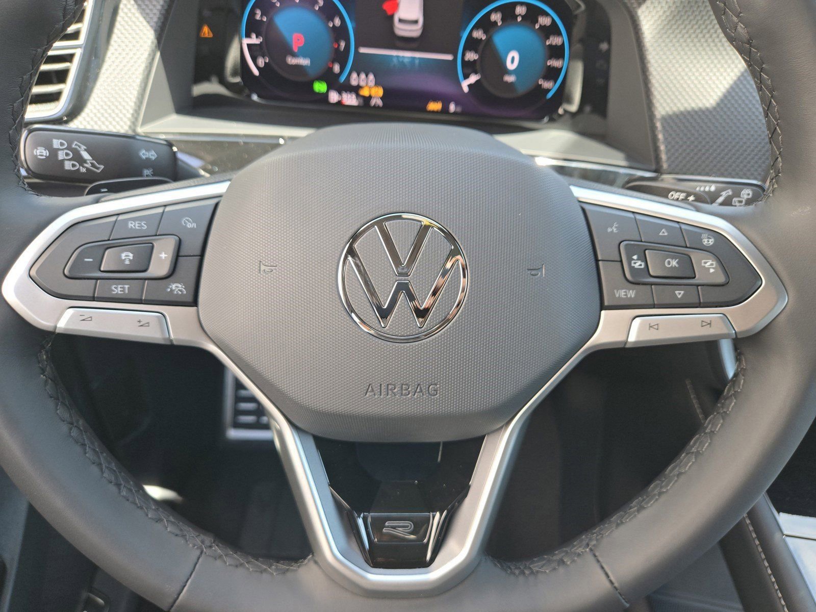 Used 2024 Volkswagen Atlas Cross Sport SEL Premium R-Line AWD/4WD image 10
