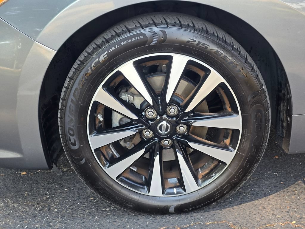 Used 2018 Nissan Altima 2.5 SL FWD image 10