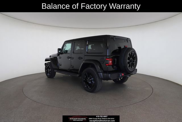 Used 2025 Jeep Wrangler Unlimited Sahara image 11