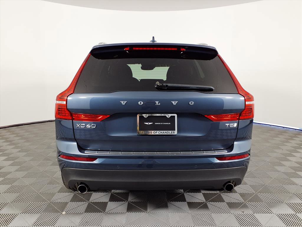 Used 2021 Volvo XC60 T5 Momentum w/ Advanced Package image 5