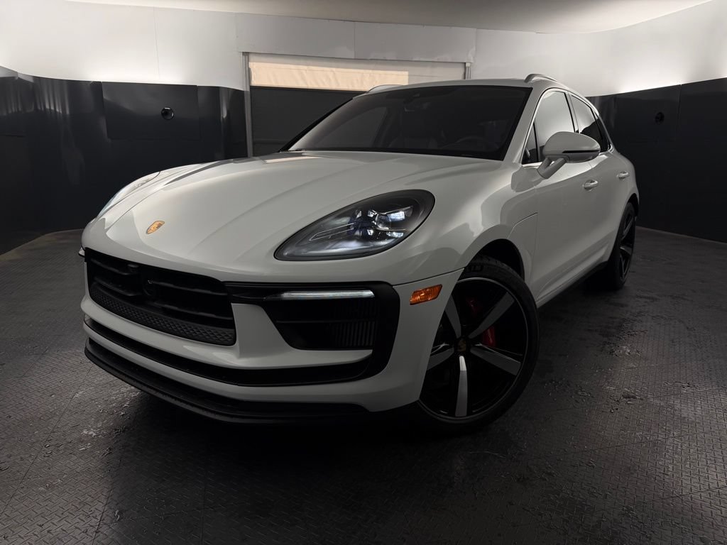 New 2026 Porsche Macan S AWD/4WD image 1