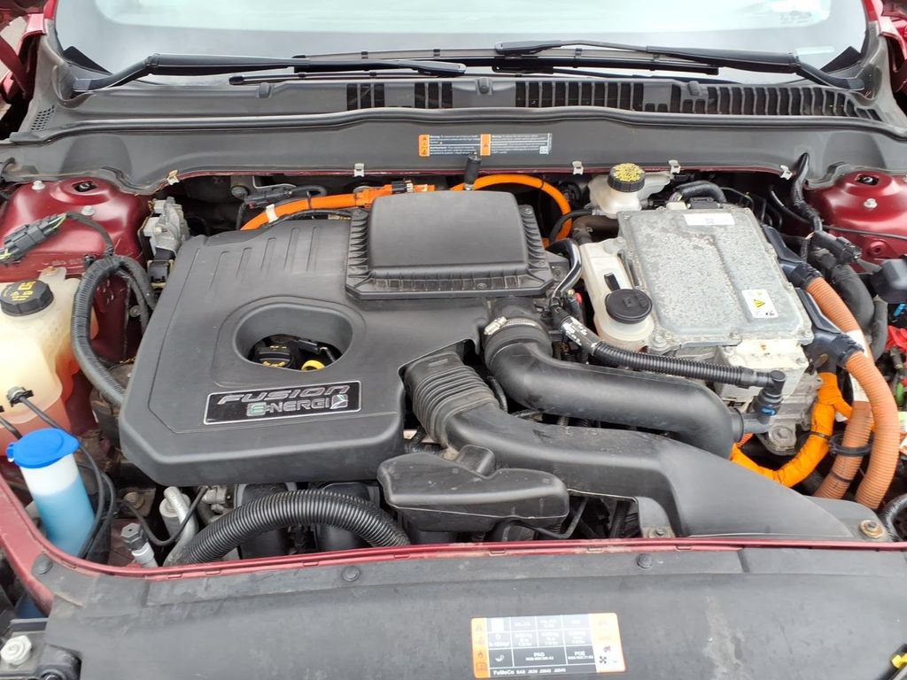 Used 2019 Ford Fusion Energi Titanium FWD image 29