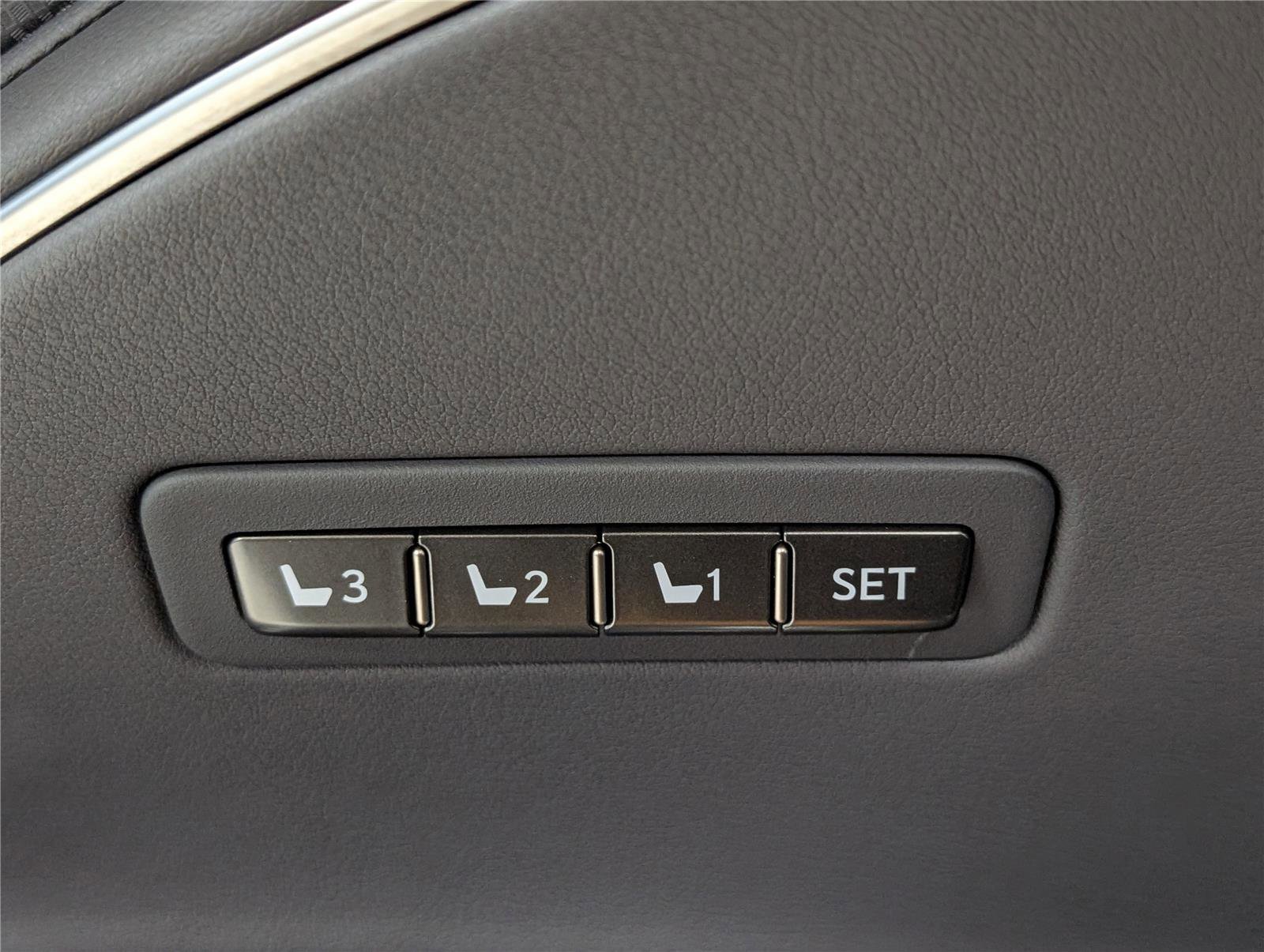 Certified 2025 Lexus LC 500 Convertible image 18