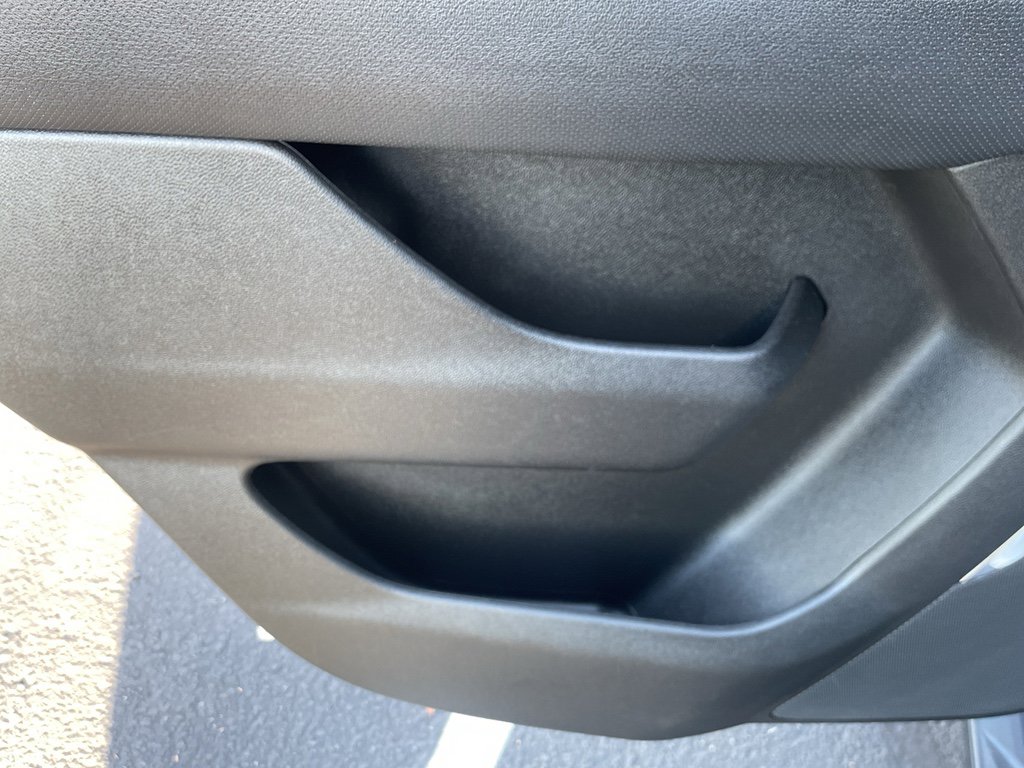 Used 2023 GMC Yukon SLT image 43