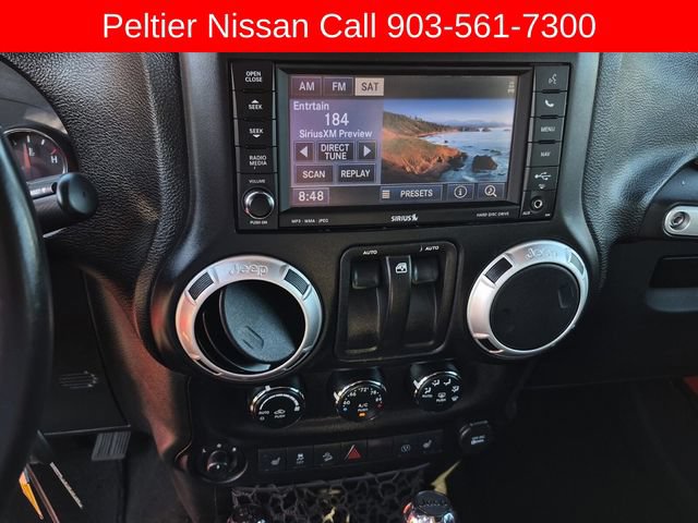 Used 2015 Jeep Wrangler Rubicon AWD/4WD image 23