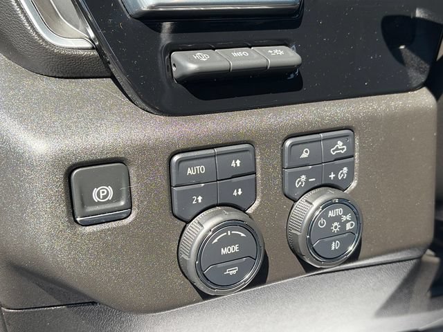 Used 2025 Chevrolet Silverado 3500 High Country w/ High Country Premium Package AWD/4WD image 19