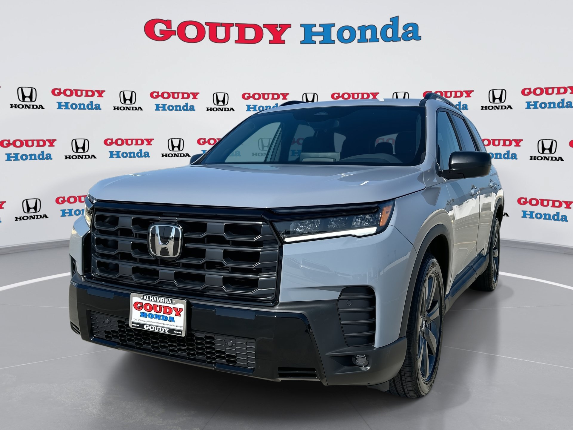 New 2026 Honda Pilot Sport image 1