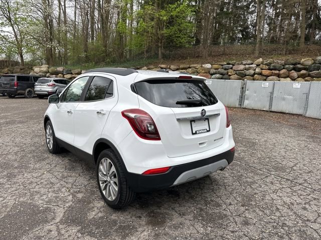 Used 2020 Buick Encore Preferred FWD image 3