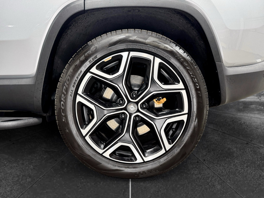 Used 2024 Rivian R1S Adventure AWD/4WD image 35