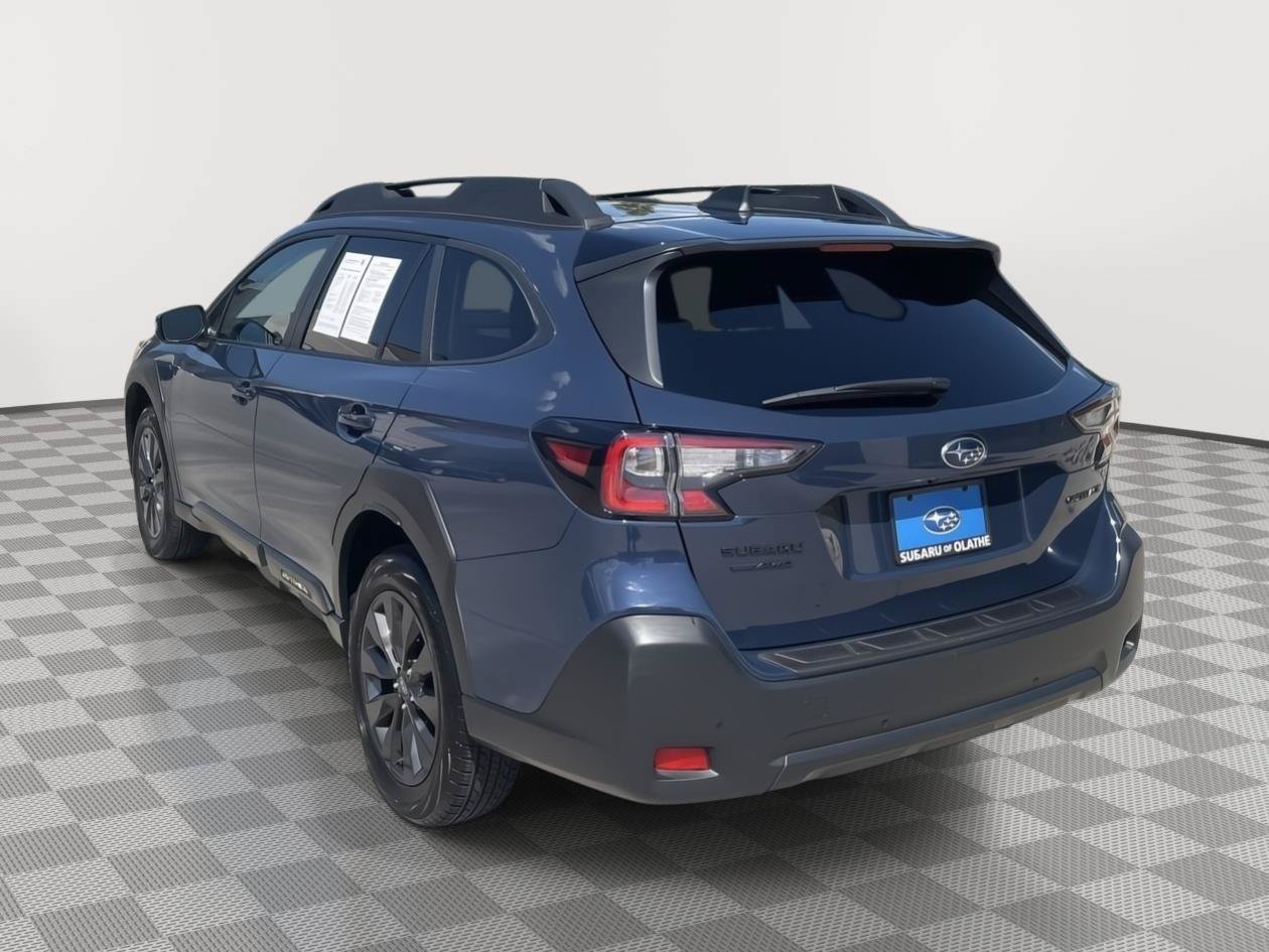 Used 2025 Subaru Outback Onyx Edition AWD/4WD image 11