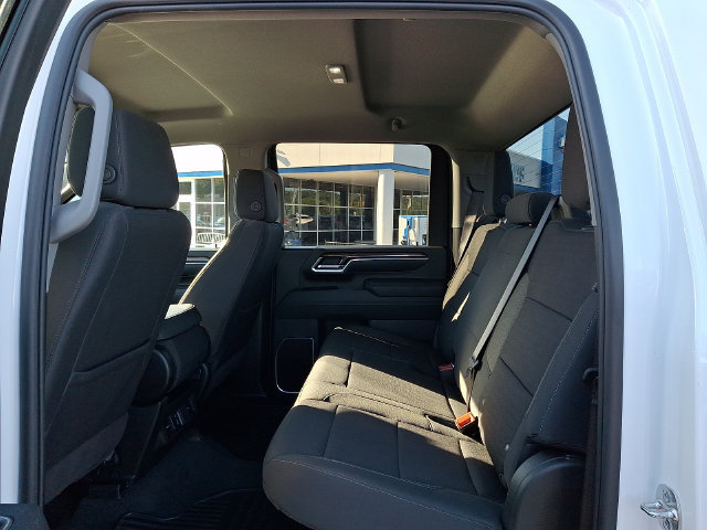 Used 2025 Chevrolet Silverado 2500 LT w/ Convenience Package AWD/4WD image 10