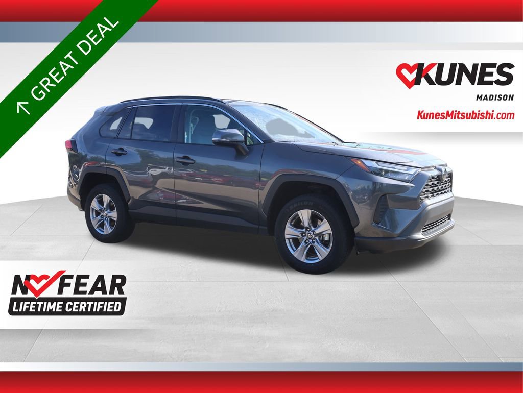 Used 2024 Toyota RAV4 XLE image 1
