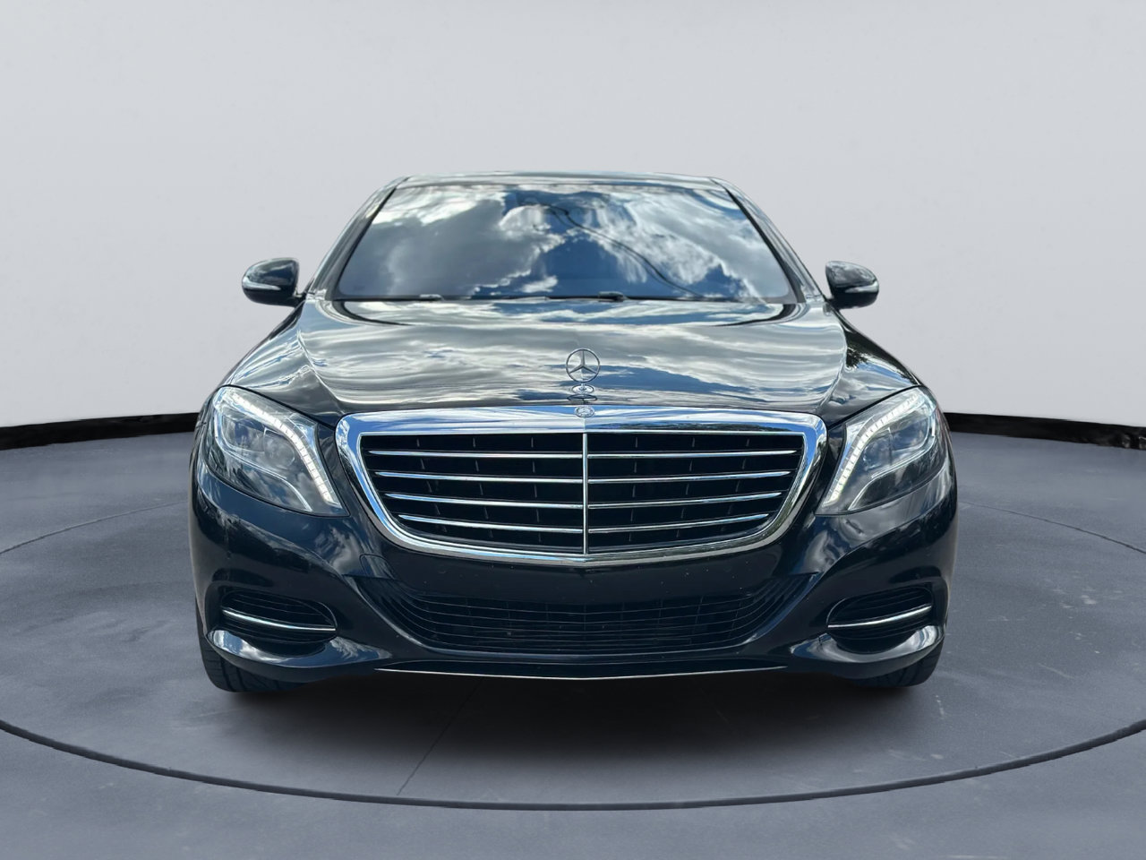 Used 2014 Mercedes-Benz S 550 Sedan image 2