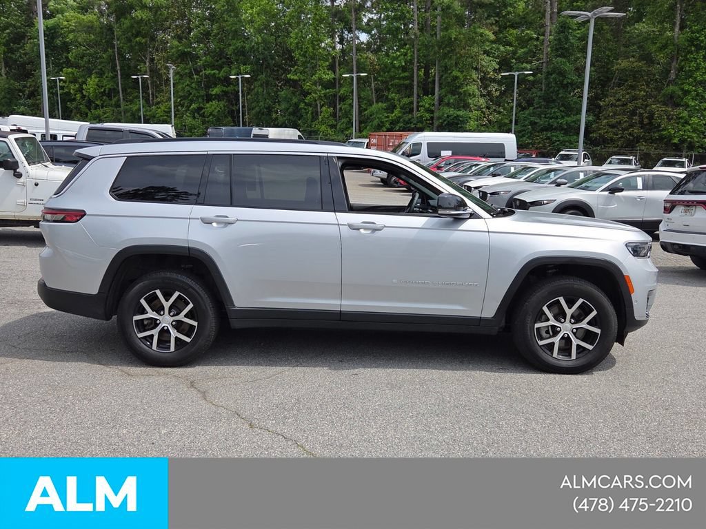 Used 2024 Jeep Grand Cherokee L Limited w/ Luxury Tech Group II AWD/4WD image 18