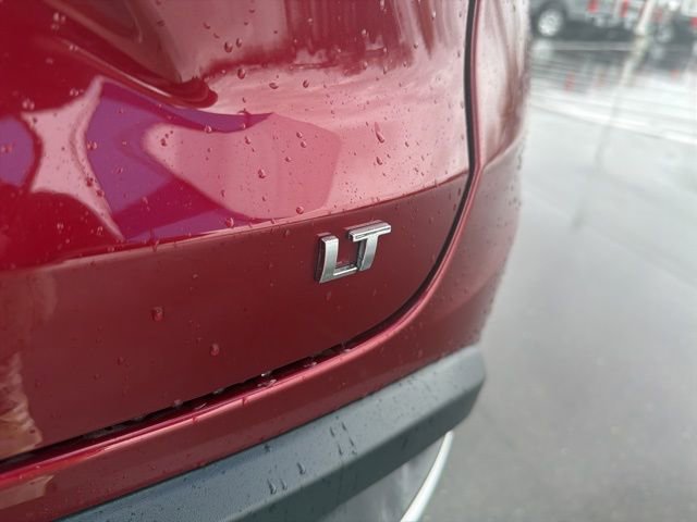 Used 2024 Chevrolet Trax LT w/ LT Convenience Package image 9