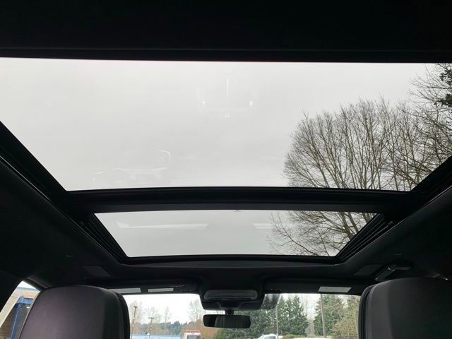 New 2026 Lincoln Navigator L Reserve w/ Jet Appearance Package image 13