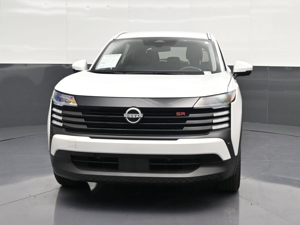 Used 2025 Nissan Kicks SR FWD image 6