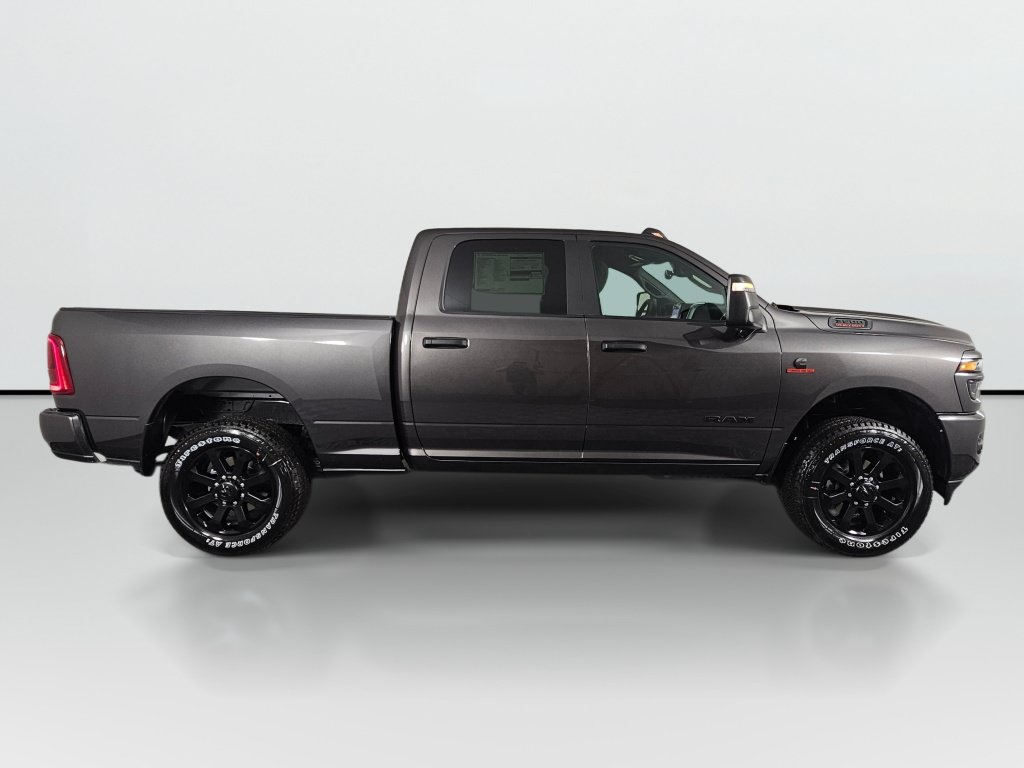 New 2026 RAM 3500 Big Horn AWD/4WD image 3