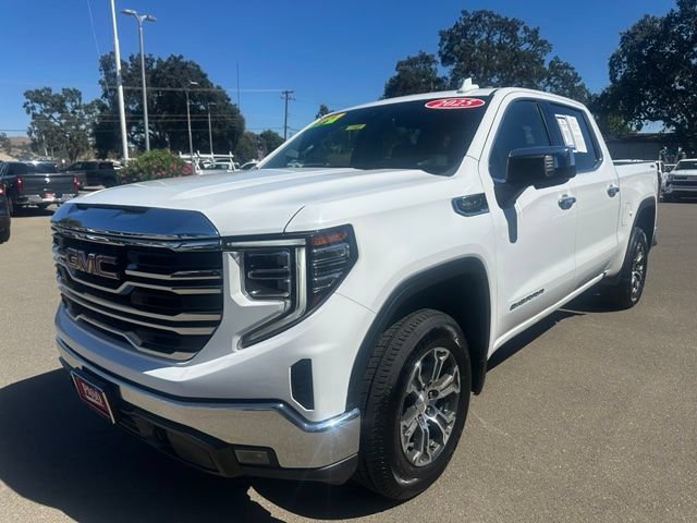 Used 2025 GMC Sierra 1500 SLT AWD/4WD image 1
