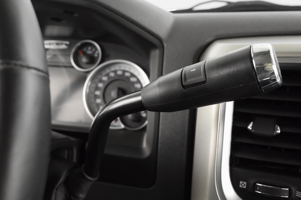 Used 2014 RAM 3500 Big Horn image 31