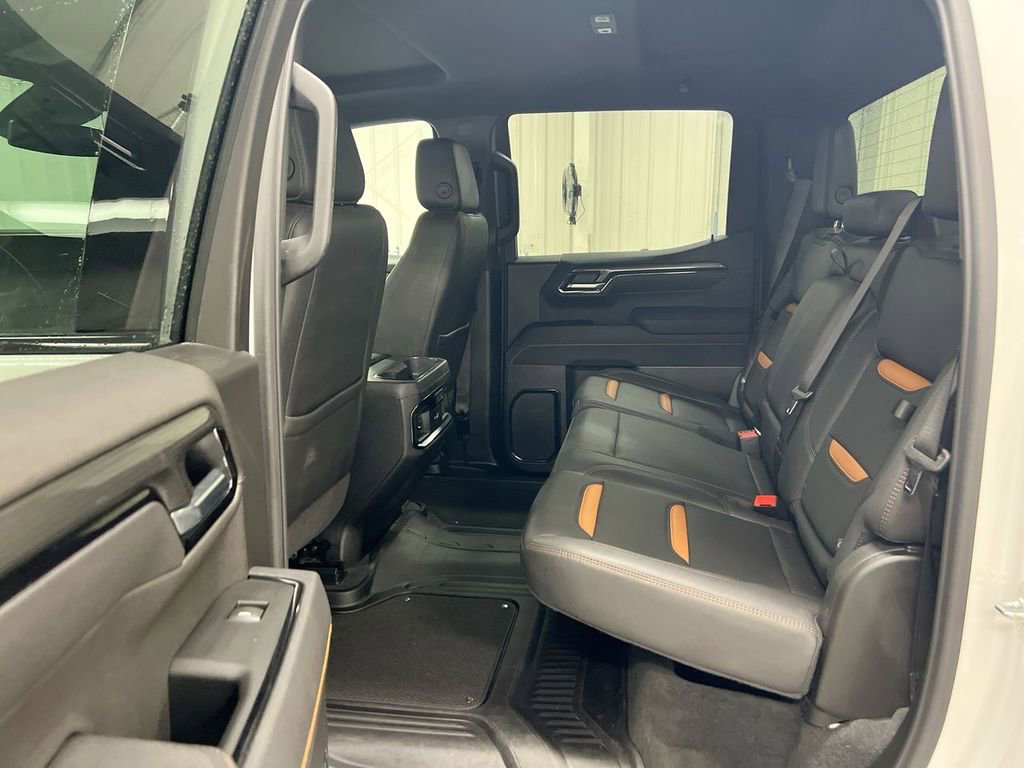 Used 2025 GMC Sierra 1500 AT4 image 24