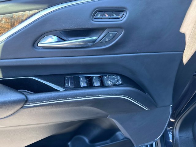 Certified 2022 Cadillac Escalade Sport Platinum w/ Heavy-Duty Trailer Package AWD/4WD image 17