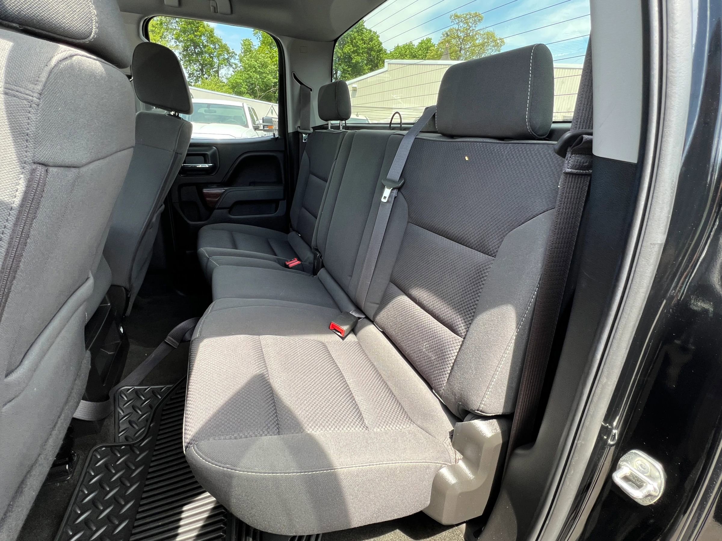 Used 2017 GMC Sierra 1500 SLE w/ SLE Value Package AWD/4WD image 16