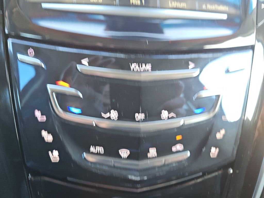 Used 2017 Cadillac Escalade ESV Luxury image 28