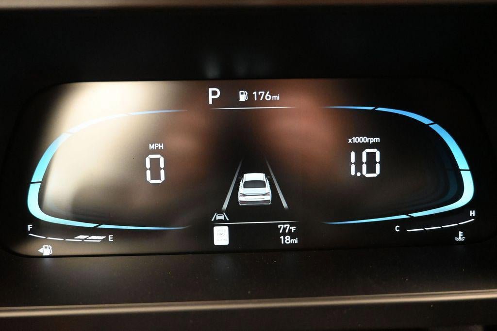 New 2026 Hyundai Elantra SEL Sport Premium FWD image 16